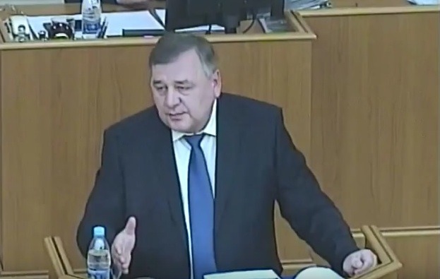 Начальник УВД по Ульяновской области Юрий Варченко во время отчета в Законодательном собрании Ульяновской области.