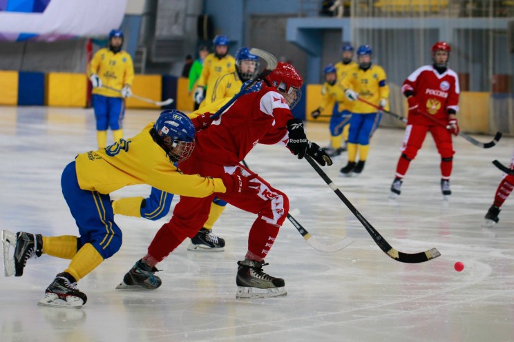 Юношеская сборная России проиграла в финале первенства мира по хоккею с мячом