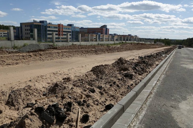 Завершают строительство подъездной дороги к федеральному высокотехнологичному центру медицинской радиологии в Димитровграде, 29 мая 2018 года - 1
